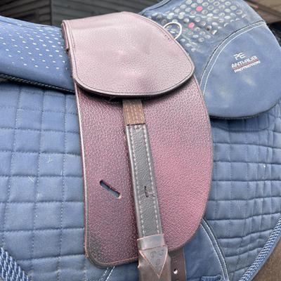 Treeless Total Contact Saddles