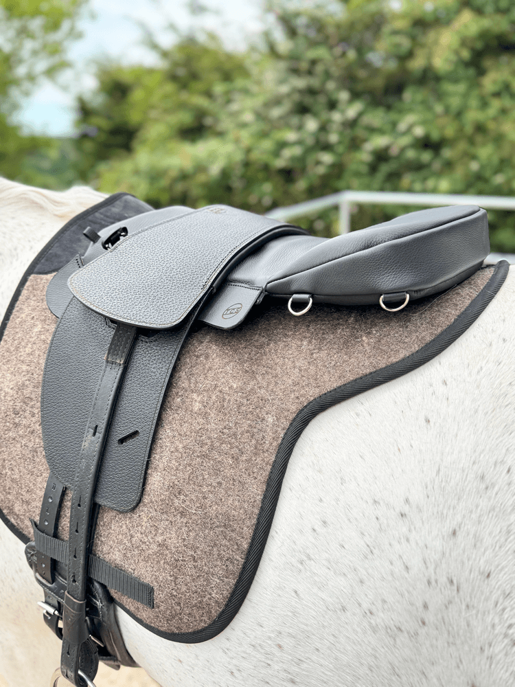 Saddle Seat Pad